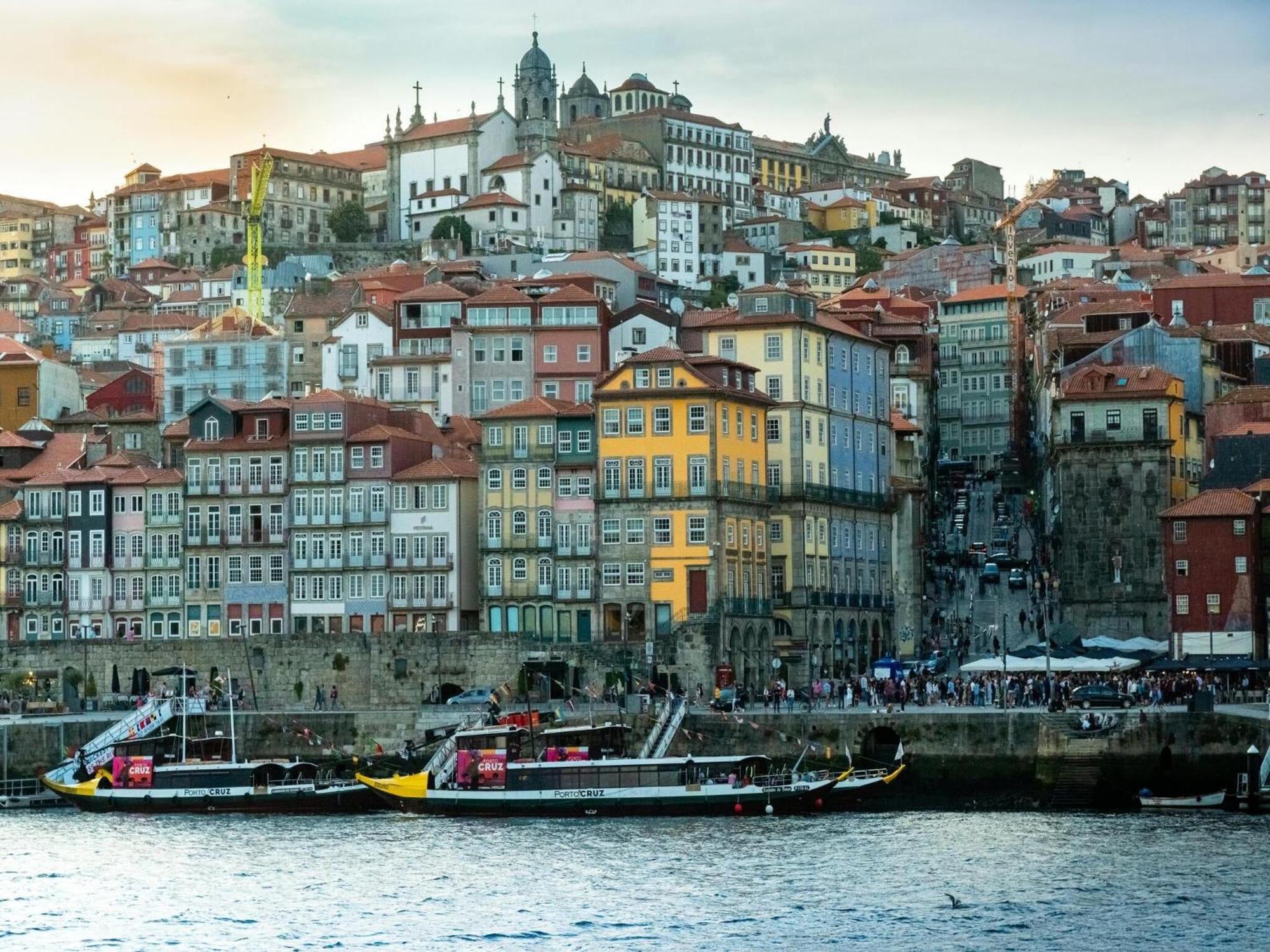 Charming With Street-view In Porto